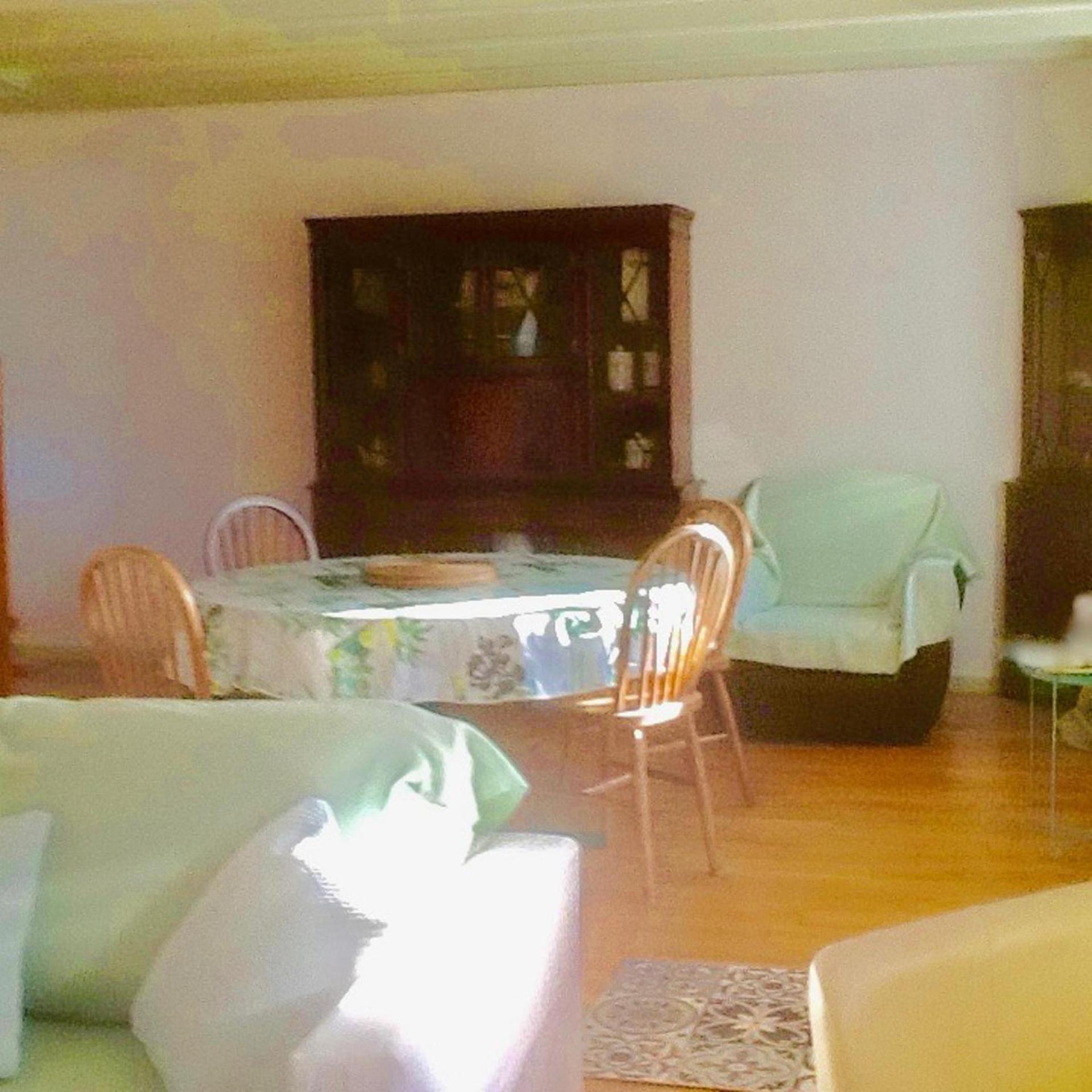 Captivating 2-Bed House With Log Burner In Kerien Ngoại thất bức ảnh