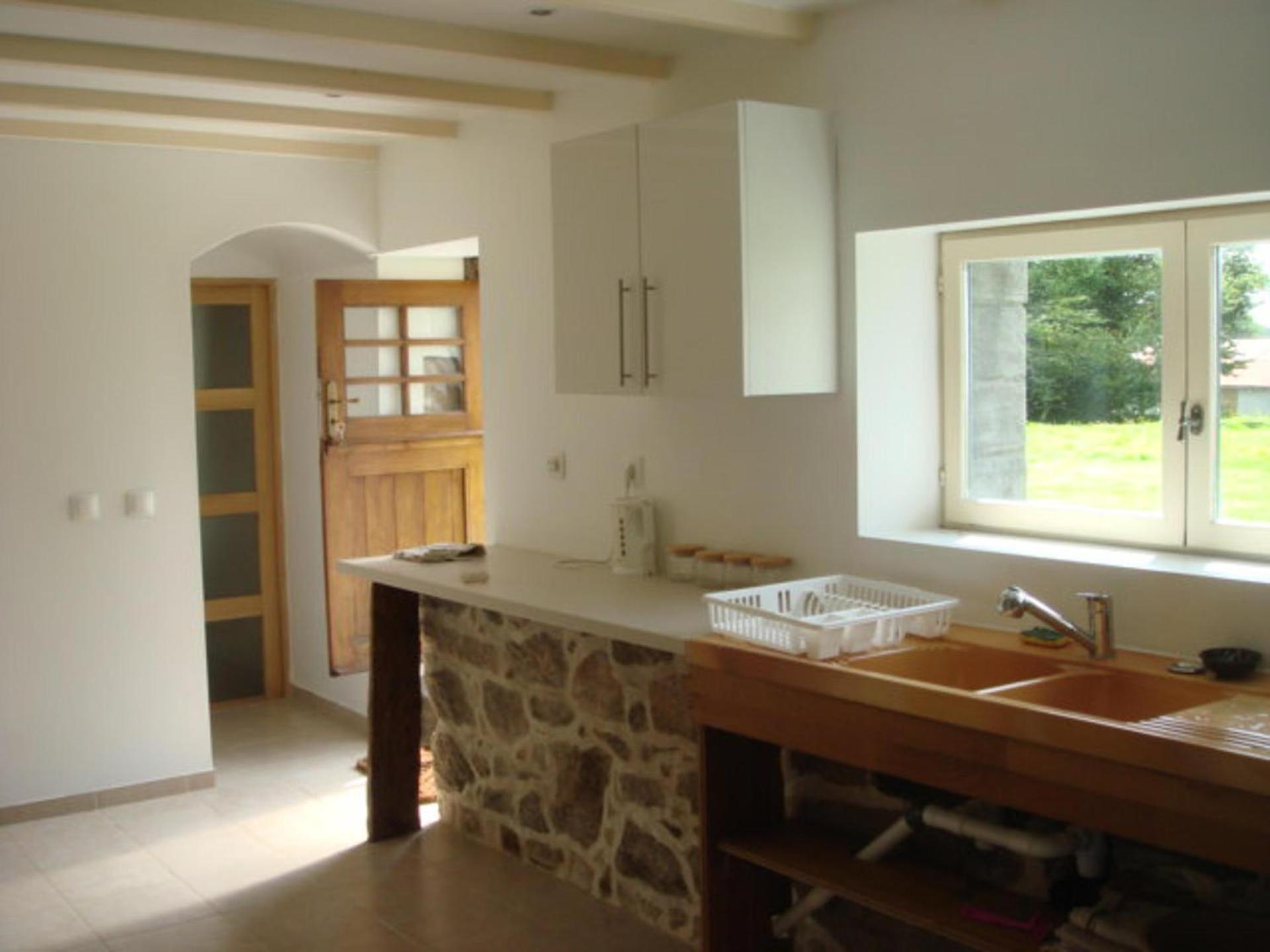 Captivating 2-Bed House With Log Burner In Kerien Ngoại thất bức ảnh